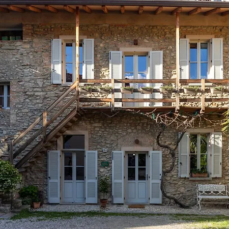 別荘 A Casa Di Tina Lurago dʼErba