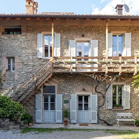 A Casa Di Tina Lurago dʼErba