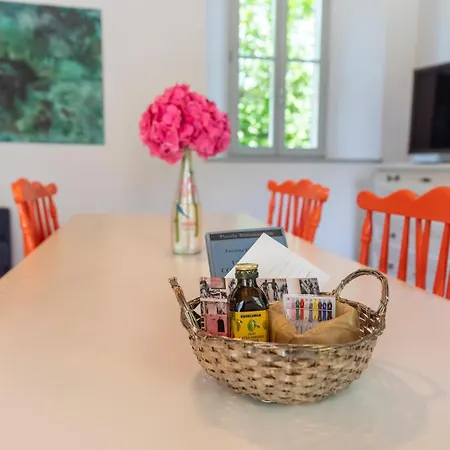 Dom wakacyjny A Casa Di Tina Lurago dʼErba